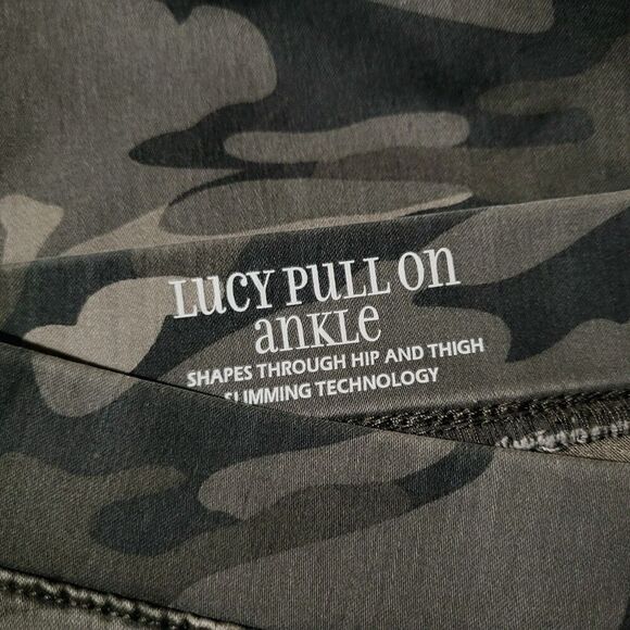 LUCY JEANS M 8-10 Sound/style PULL ON ANKLE Leggings Beau Dawson pants Camo New - Picture 10 of 11